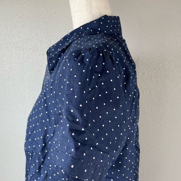 Croft & Barrow Blue and White Polka Dot Button Down Shirt Size M EUC - Picture 4 of 8